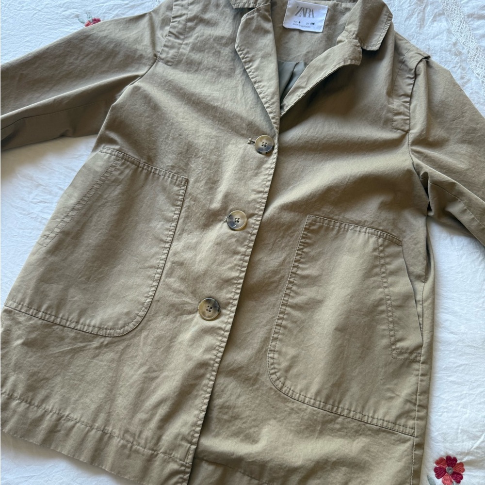Zara Kids Tan Button-Up Trench coat Jacket Size 6 light Khaki